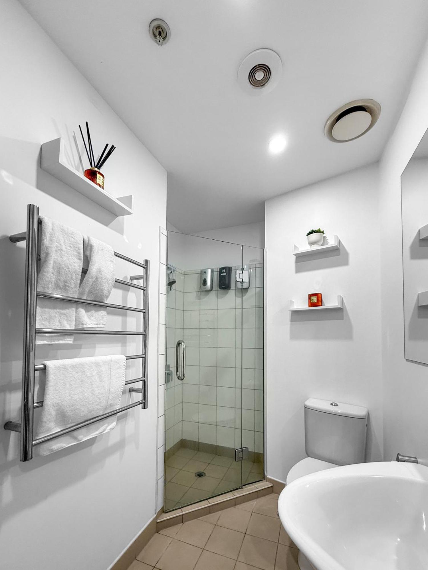 Le Mirage- Stylish, Central Apartment With Pools, Sauna, More Auckland Exterior foto